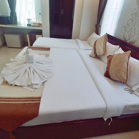 Leaph Sokhak Hotel Phnom Penh Exterior photo