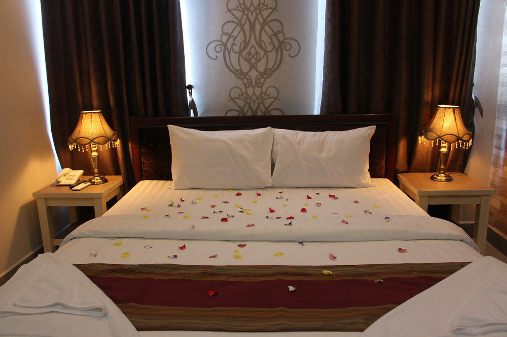 Leaph Sokhak Hotel Phnom Penh Exterior photo