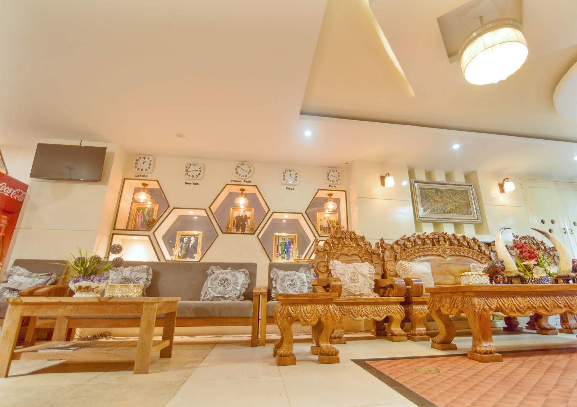 Leaph Sokhak Hotel Phnom Penh Exterior photo